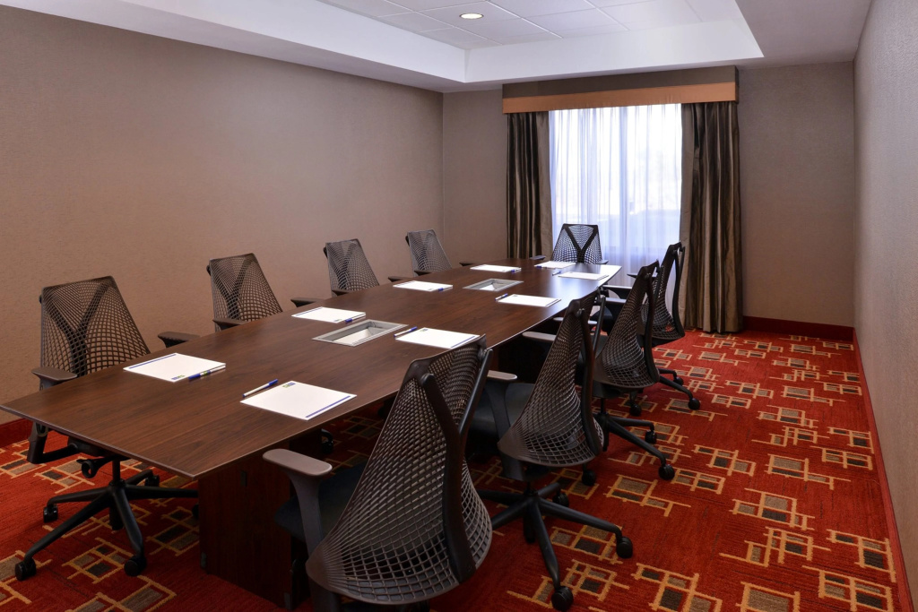 Holiday Inn Express & Suites Page - Lake Powell Area by IHG