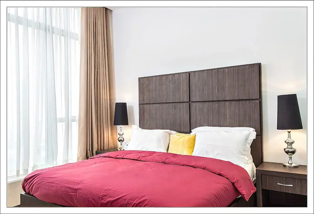 Amara Suites Landmark Towers