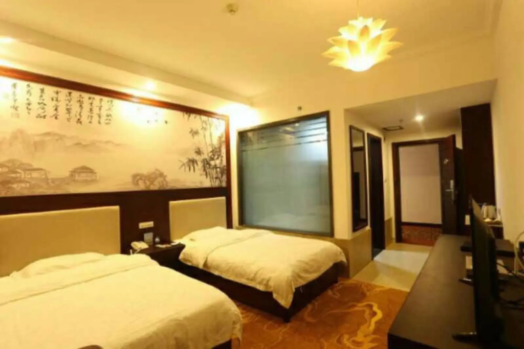 Yangshou Jiangpanhuayuan Hotel