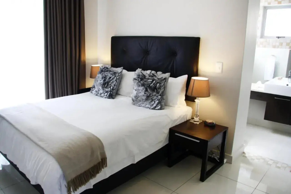 The Crystal Luxury Serviced Apartments