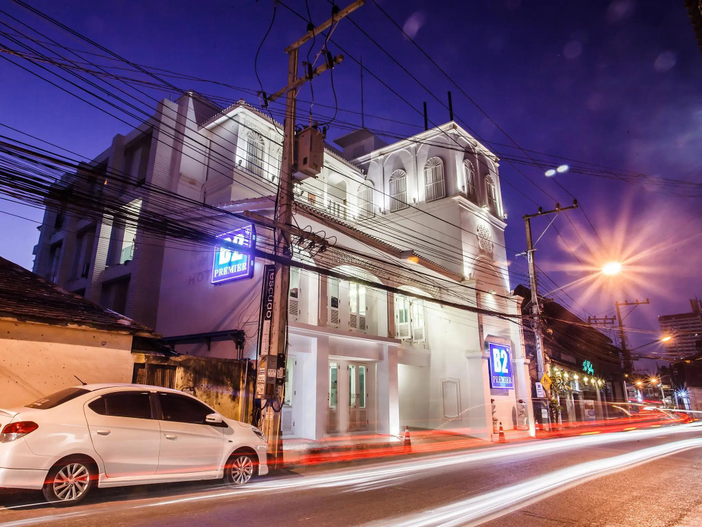 B2 Riverside Colonial Hotel