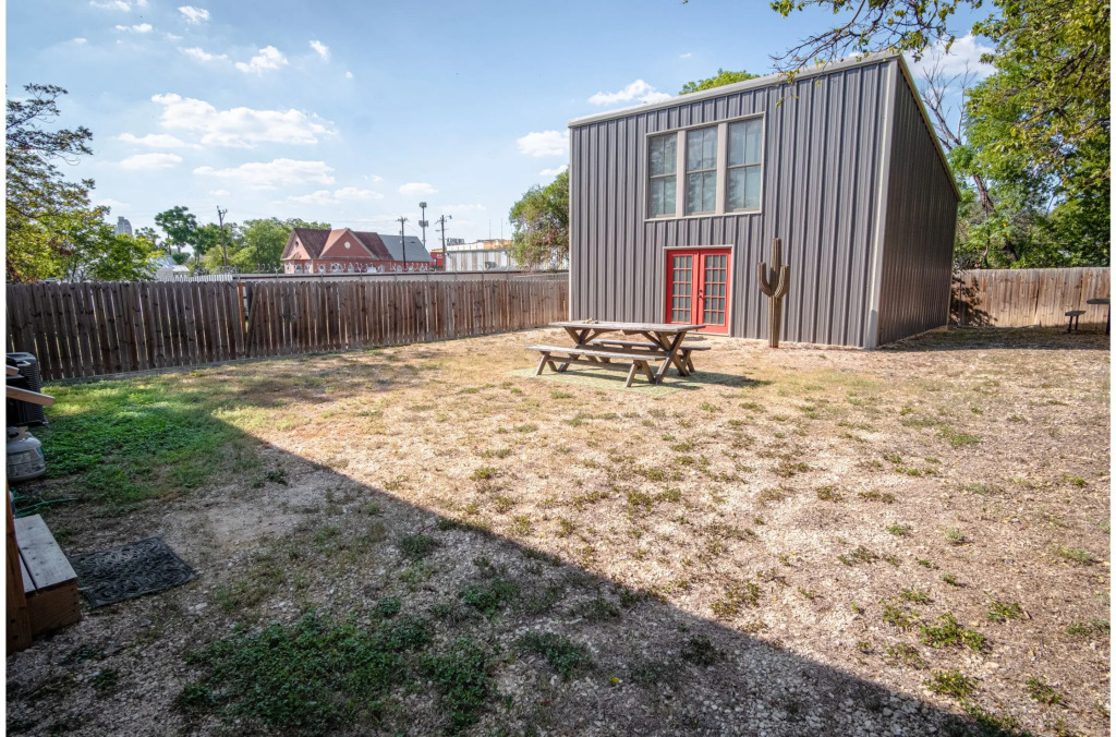 Gorgeous, Family-friendly Home Near Downtown
