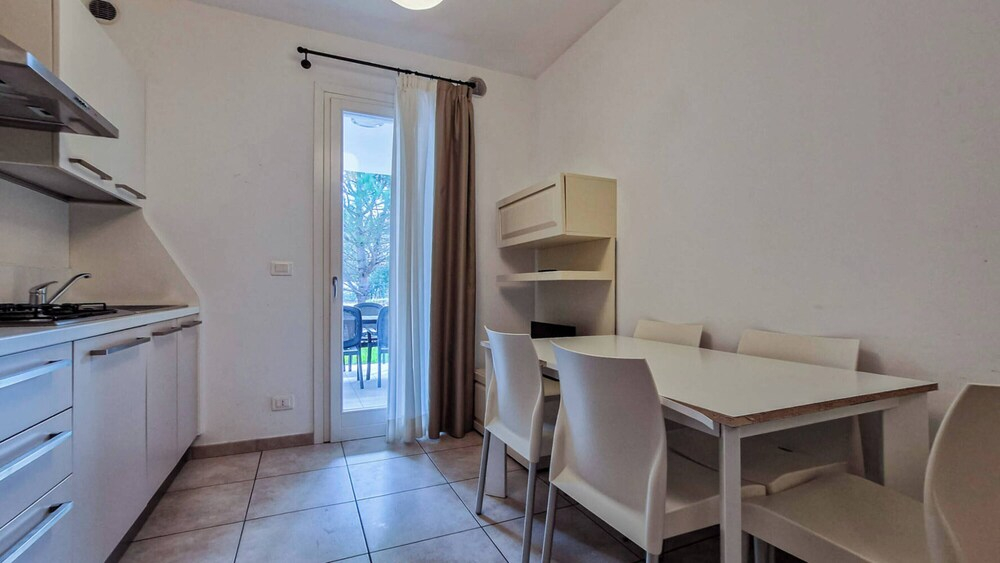 Wonderful Flat With Solarium and Swimming Pools
