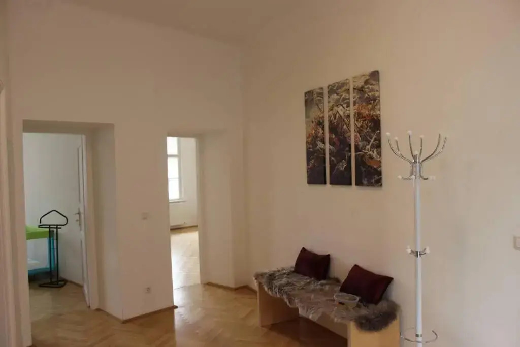 Wunderschöne Altbauwohnung in zentraler Lage Wien
