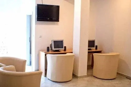 Sars Apartments