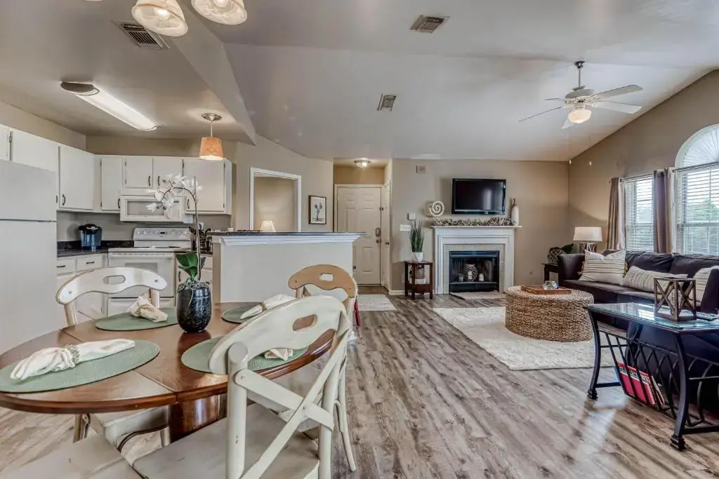 Colony Club #U3 by Southern Vacation Rentals