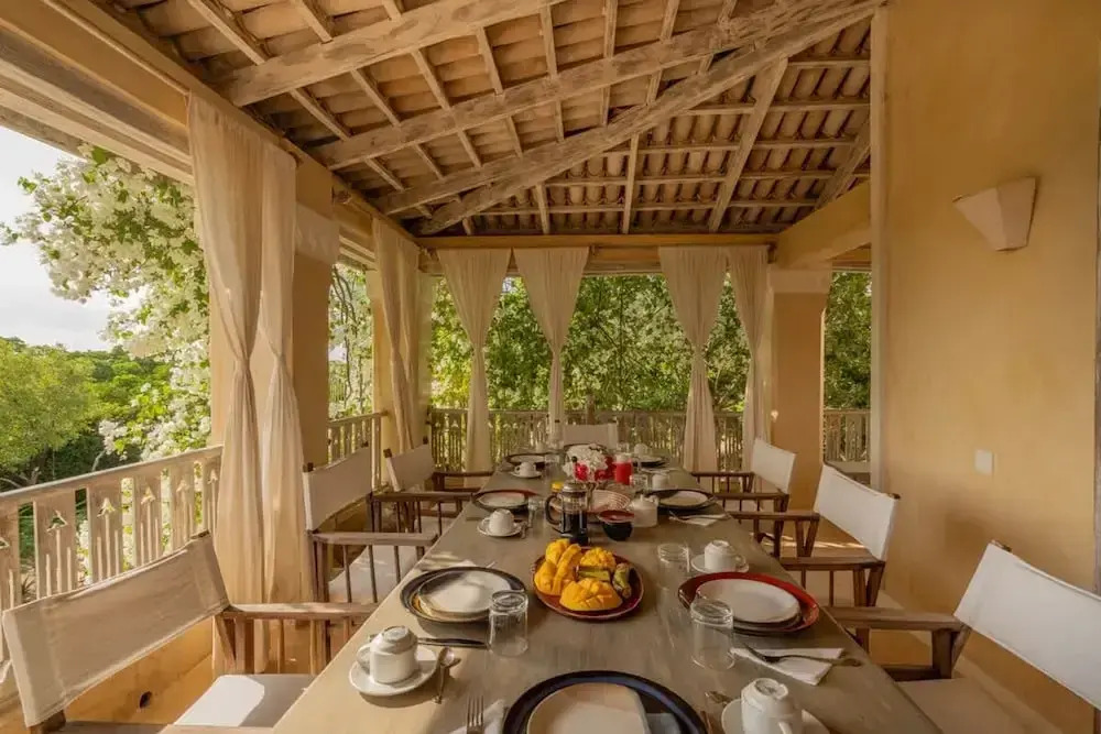 Amani House 5 Bedrooms Sleeps 10