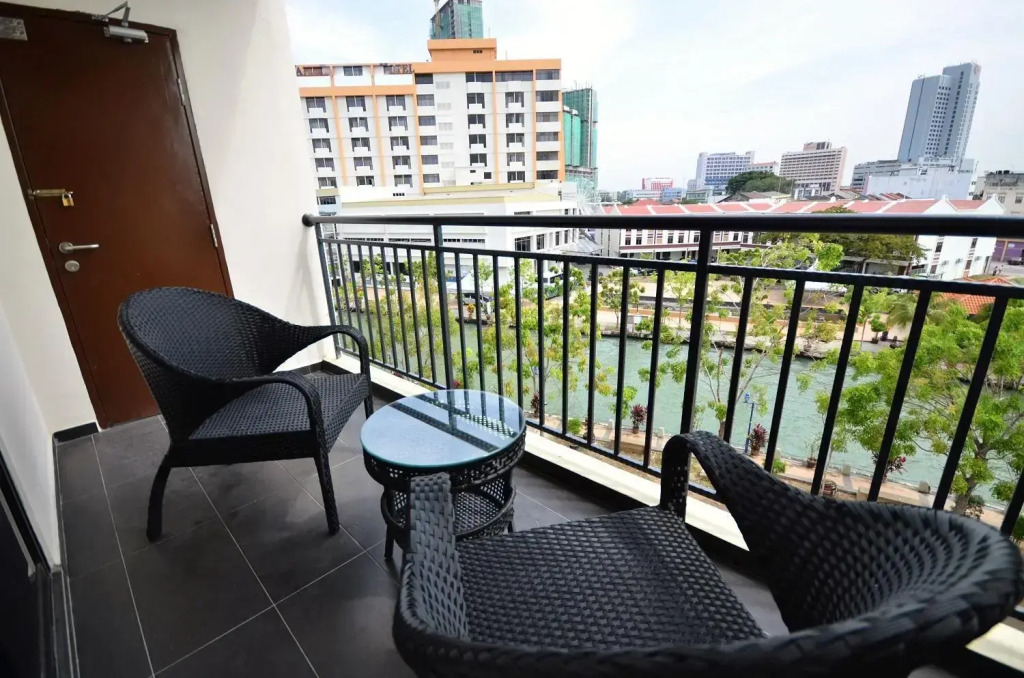 906 Riverside Hotel Malacca