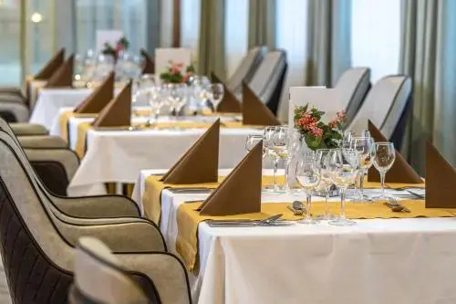 Willis Hotel Business & Wellness