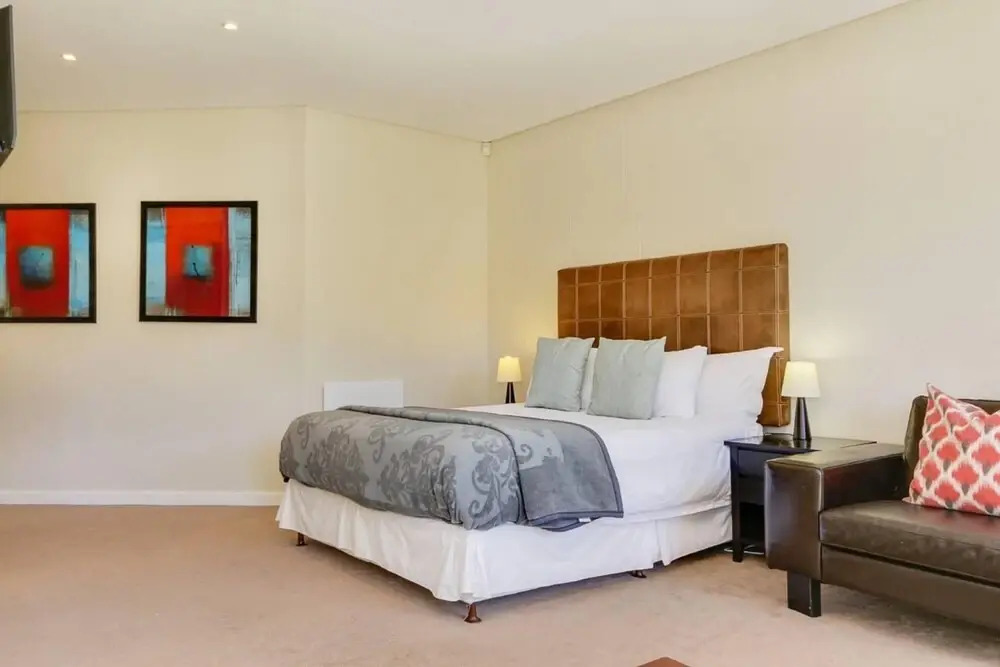 Spacious Family Home With sea Views Private Pool and Garden 100 Geneva
