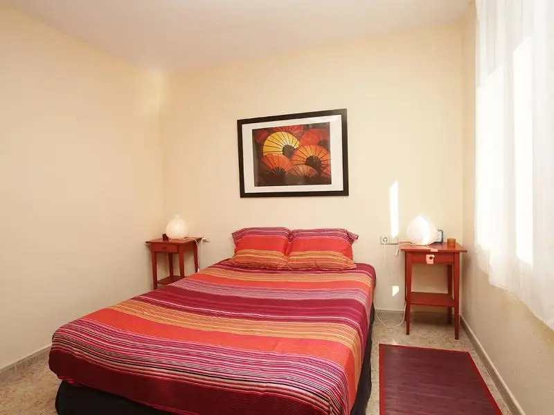 Sants-Les Corts Travessera de les Corts - INH 22899