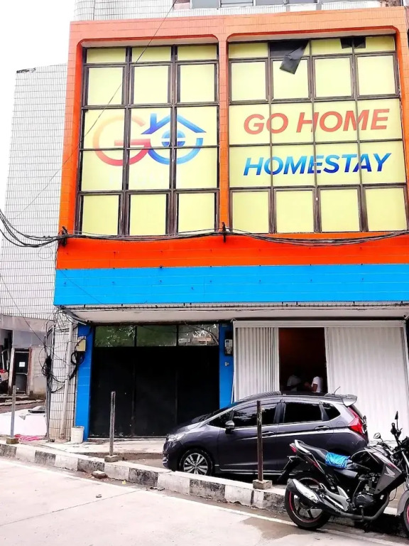GoHome Harmoni Apartment