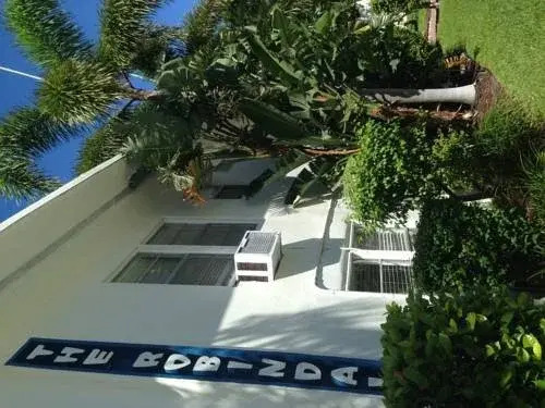 Robindale Suites