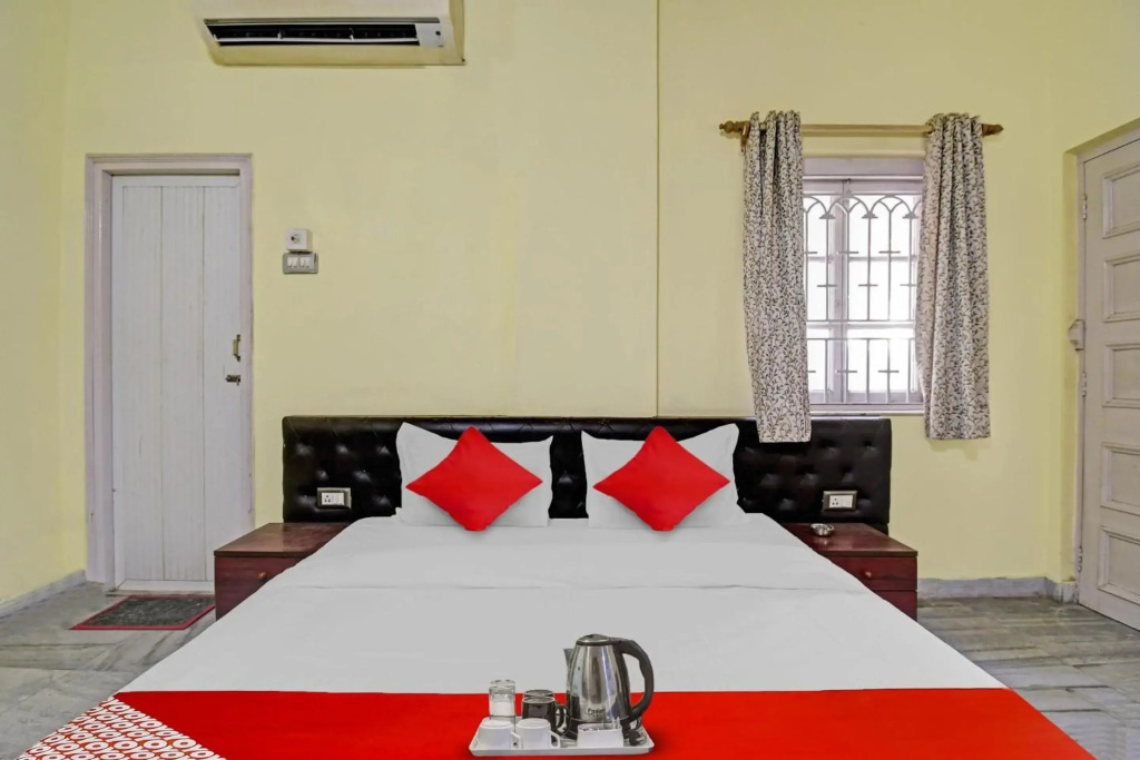 OYO Flagship 70388 R A Homestay