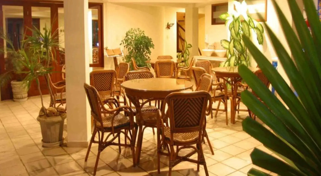 Divi-Divi Praia Hotel