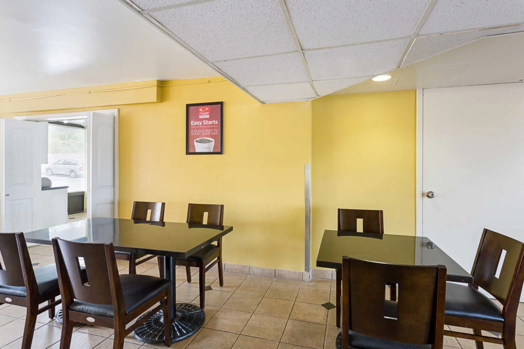 Rodeway Inn & Suites Birmingham I-59 exit 134