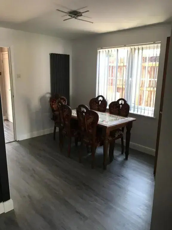 Double Room next to Burnham Crossrail Station