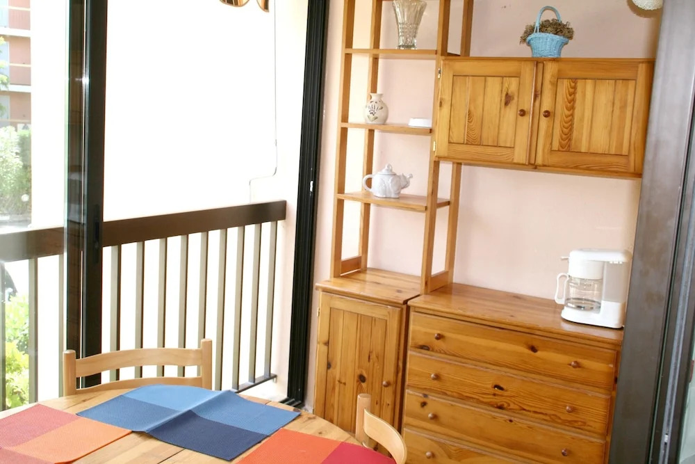 Studio In Six Fours Les Plages With Shared Pool And Enclosed Garden 100 M From The Beach