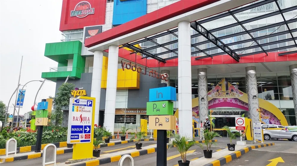 Bassura City Apartment 1BR near Jatinegara