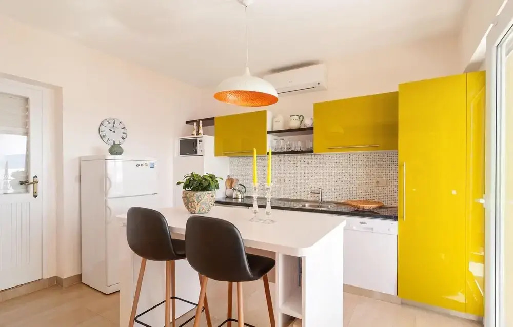Awesome Home in Jesenice With Wifi and 3 Bedrooms