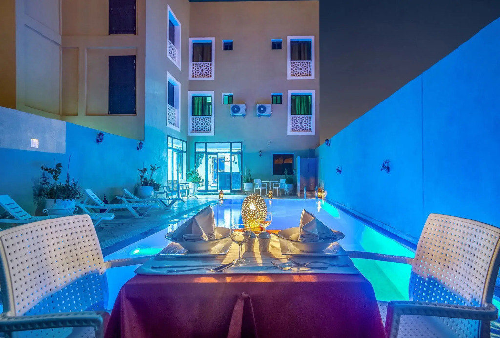 Rose Valley Hotel