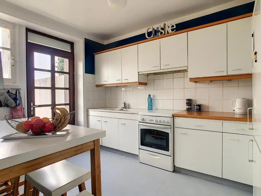 Maison Morgat, 5 pièces, 6 personnes - FR-1-370-54