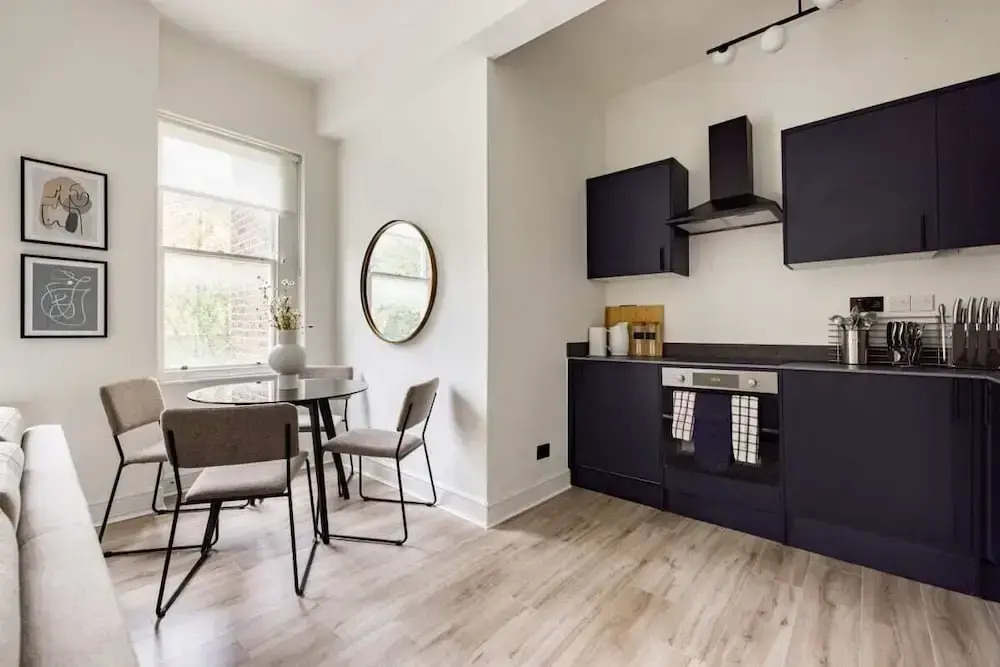 The Kensington And Chelsea Classic - Glamorous 2bdr Flat