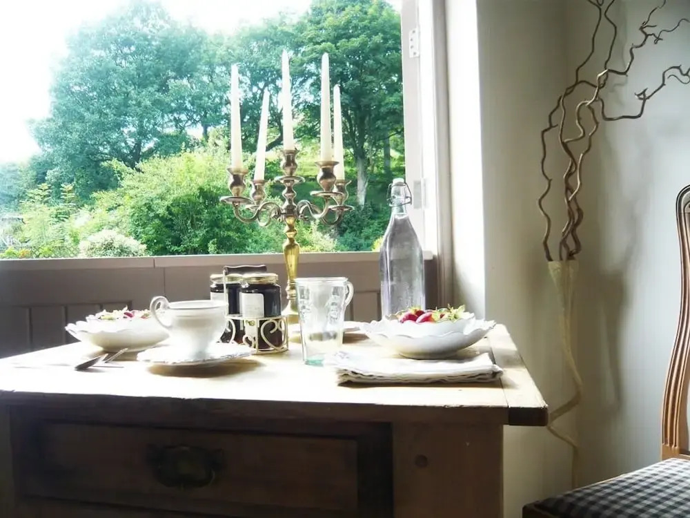 Fuchsia Bank Cottage