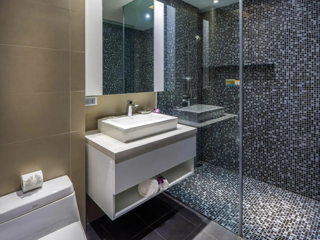 Lets Phuket Twin Sands Resort & Spa