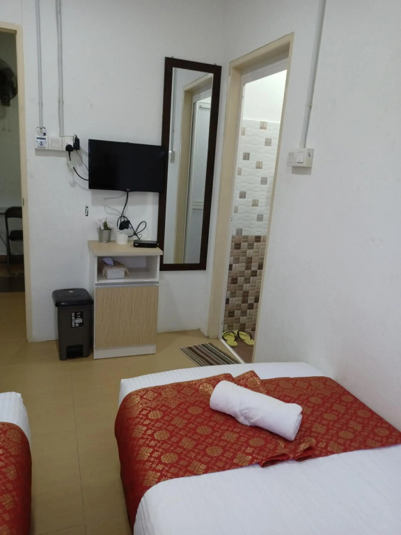 Aban Transit House