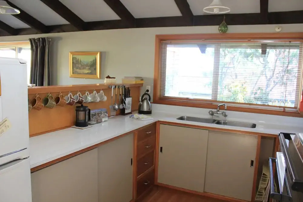 44 Chalet Crescent
