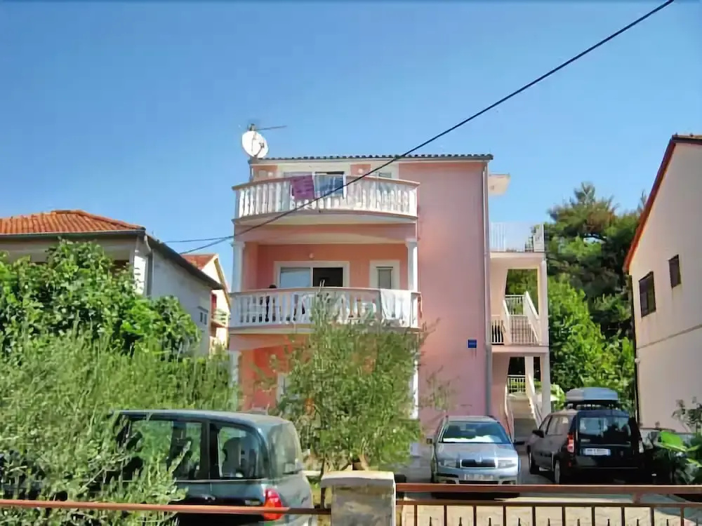 Apartments Milena