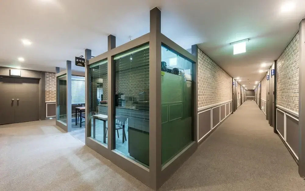 Changwon Jungangdong Business Hotel Hue