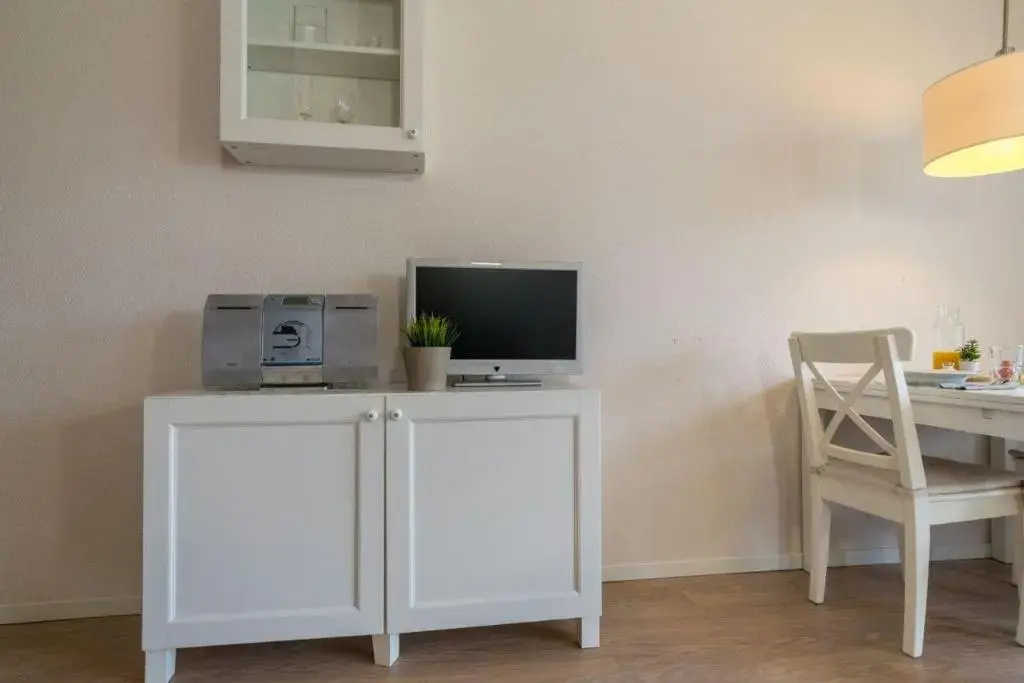 Haus-Schoene-Aussicht-Wohnung-0-11