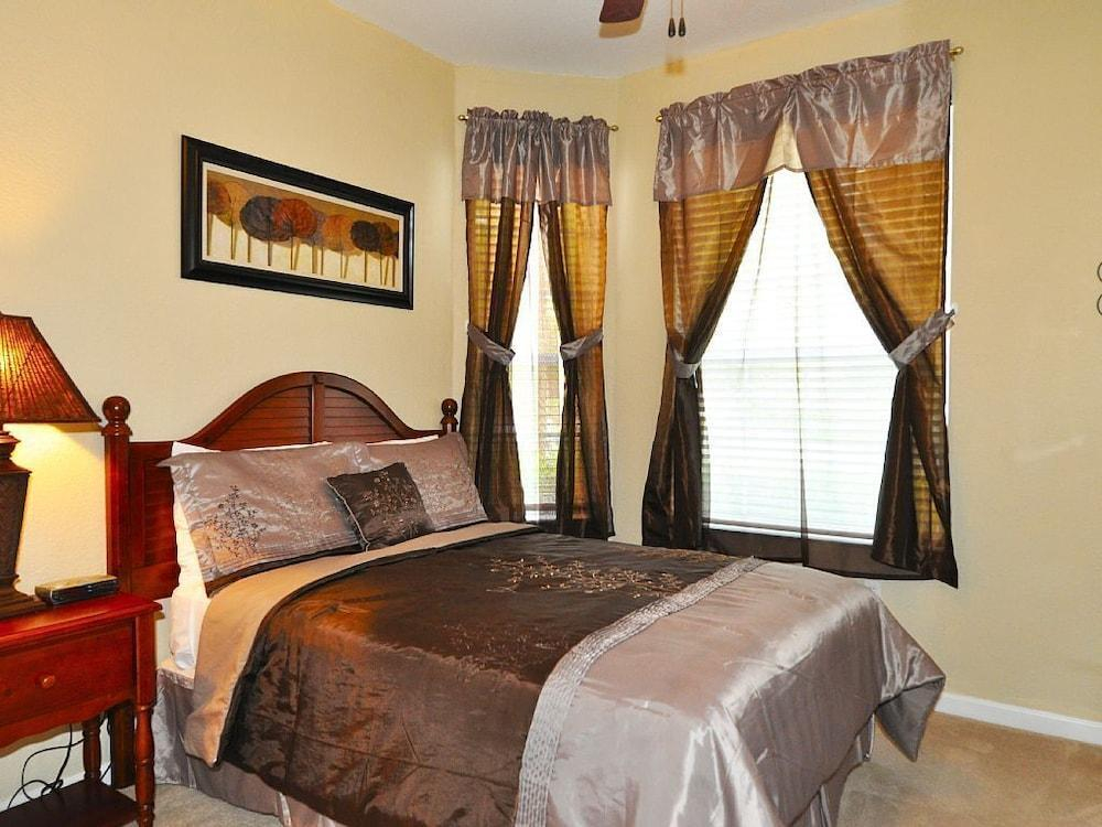 Comrow # Holiday Home 4121
