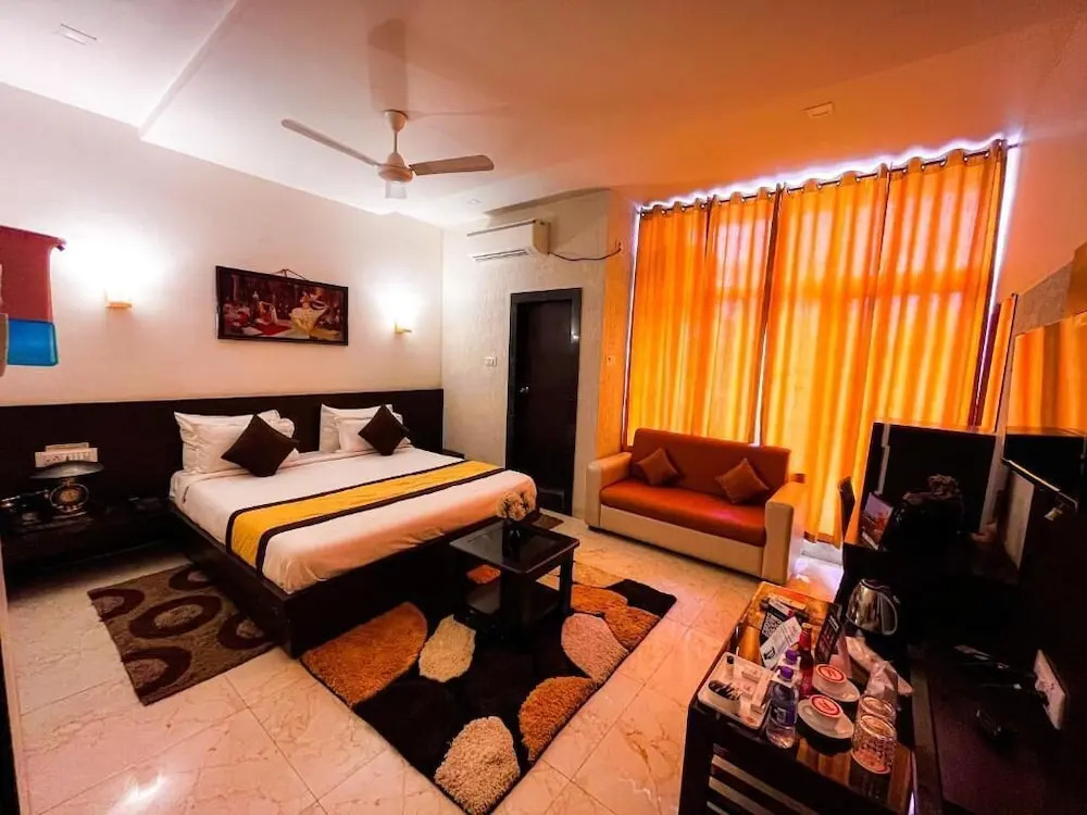 The Kasturi Hotel & Resturant