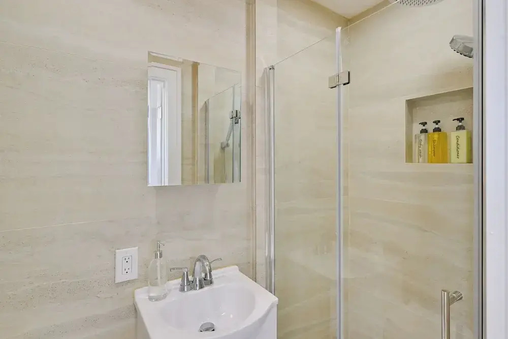 Waterfront Westhampton Haven: Private Beach