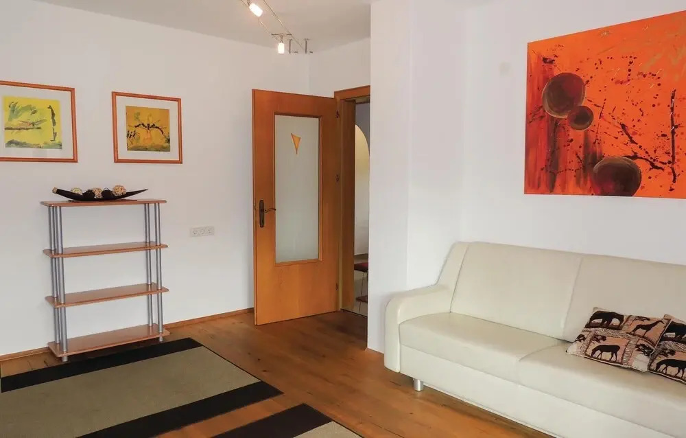 Beautiful Apartment in Hart im Zillertal With 1 Bedrooms and Wifi