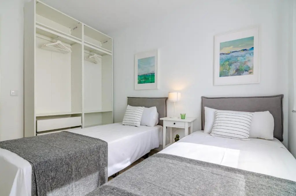 Del Parque Flats Candelaria Rincon