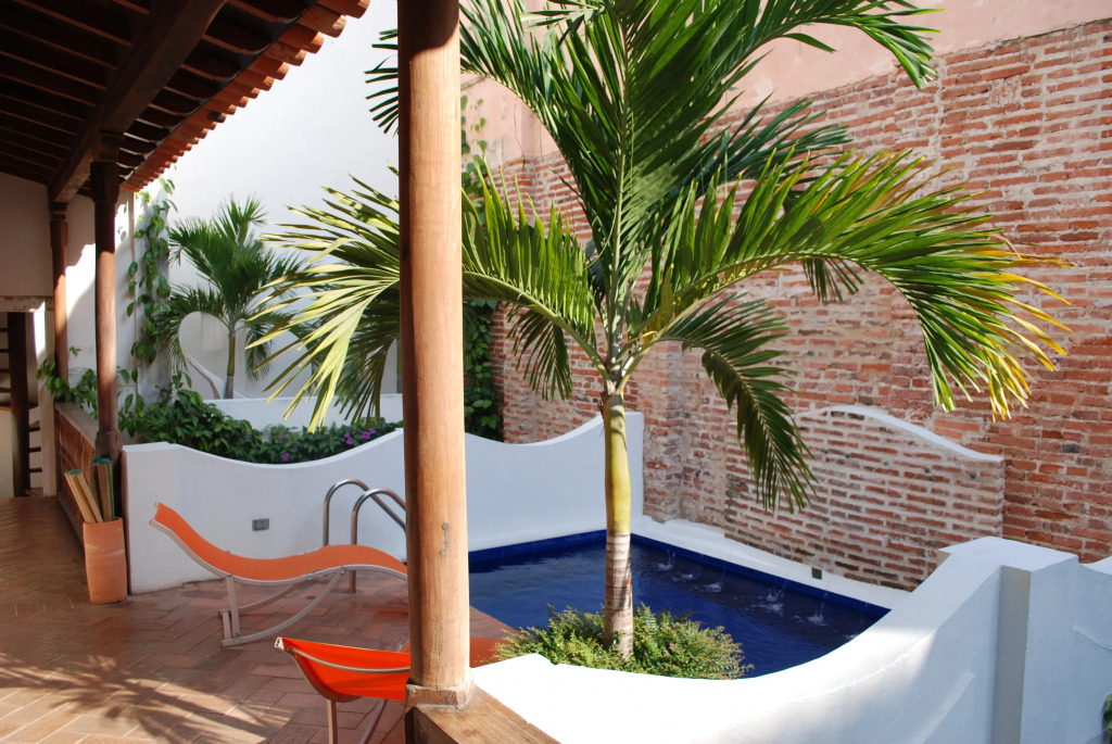 Alfiz Hotel