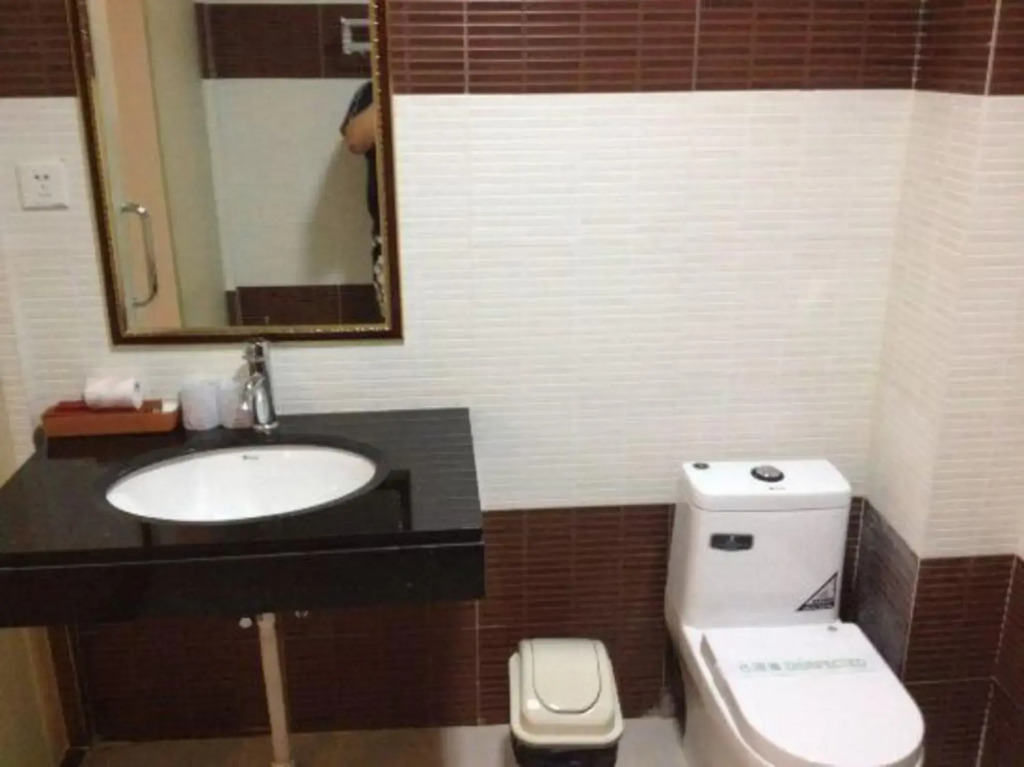 Tingtaoju Hotel