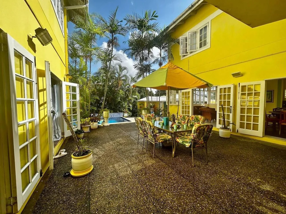 Luxury 5-Bed Villa in Tobago The Big Yellow House