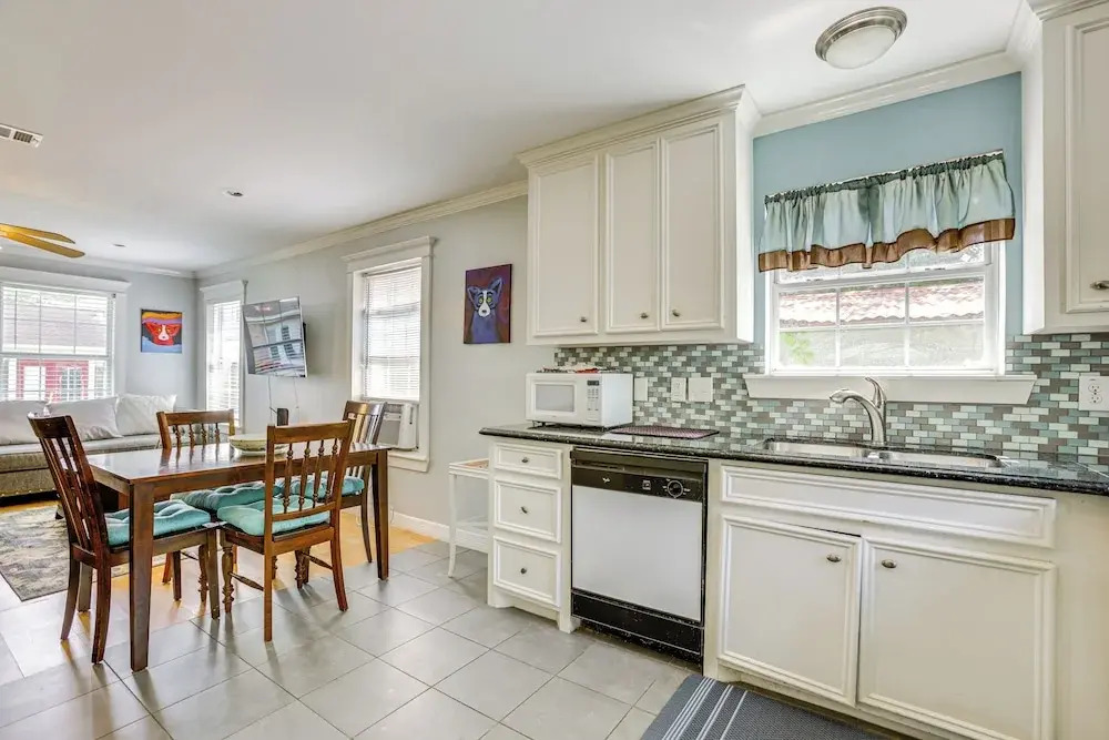 Walk to Shops & Dining: Houston Heights Home!