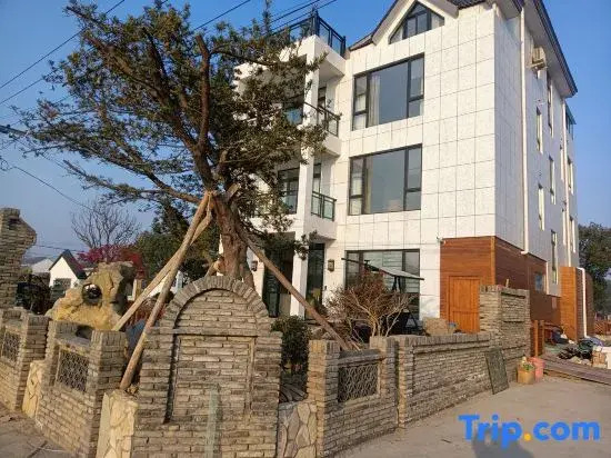 Xingtian Homestay (Langping Highway)