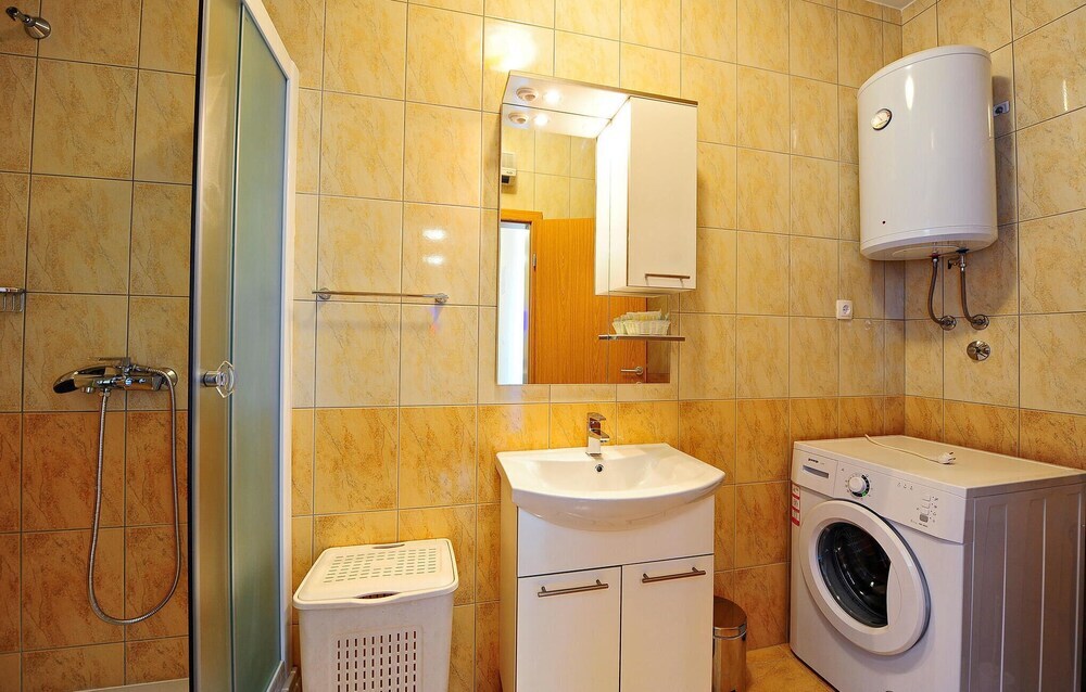 Awesome Apartment in Podstrana With Outdoor Swimming Pool, Sauna and Heated Swimming Pool