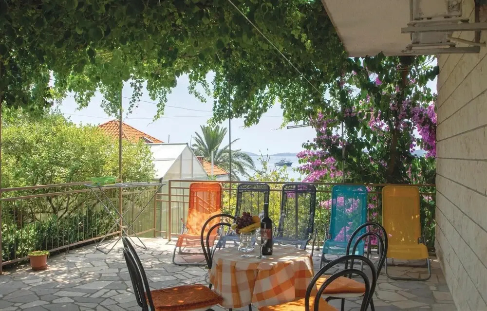 Stunning Home in Orebic With Wifi and 2 Bedrooms