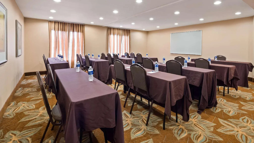 Best Western PLUS Executive Hotel Richmond