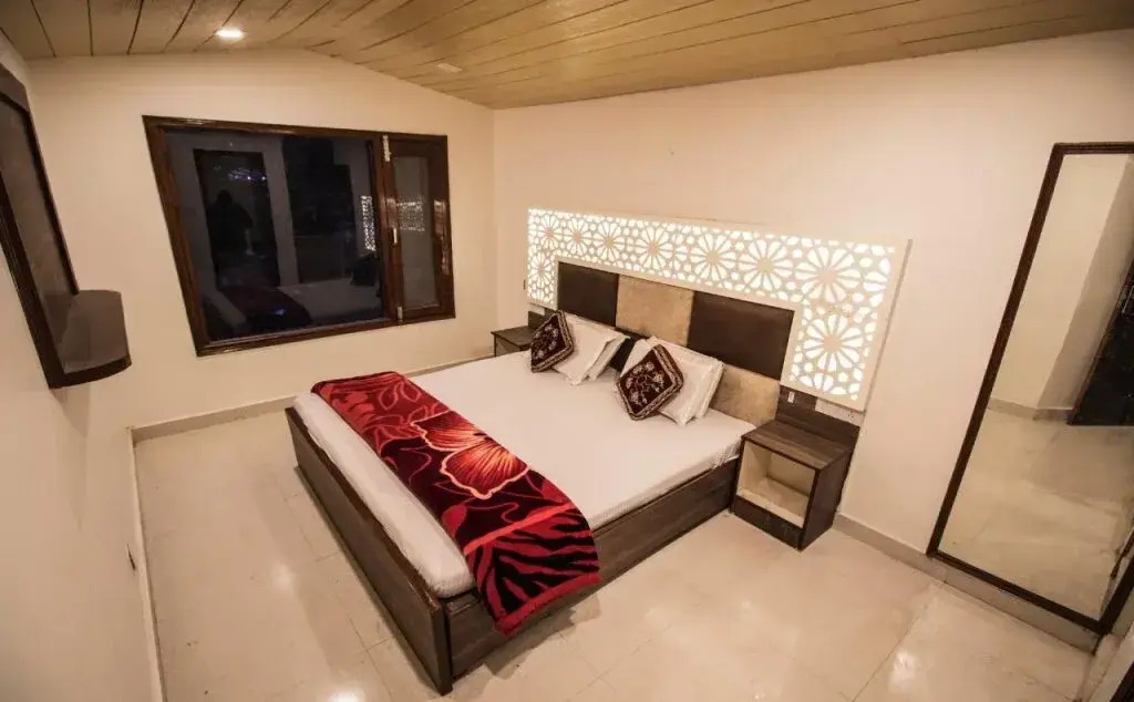 Hotel Holiday Plaza