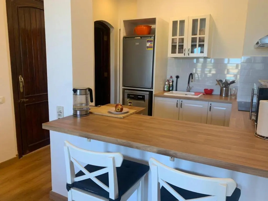 West Golf 1BR