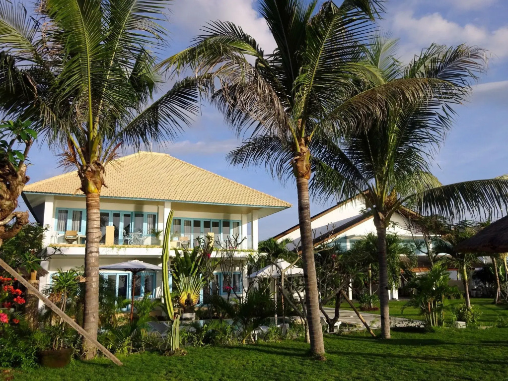 Mayo Resort